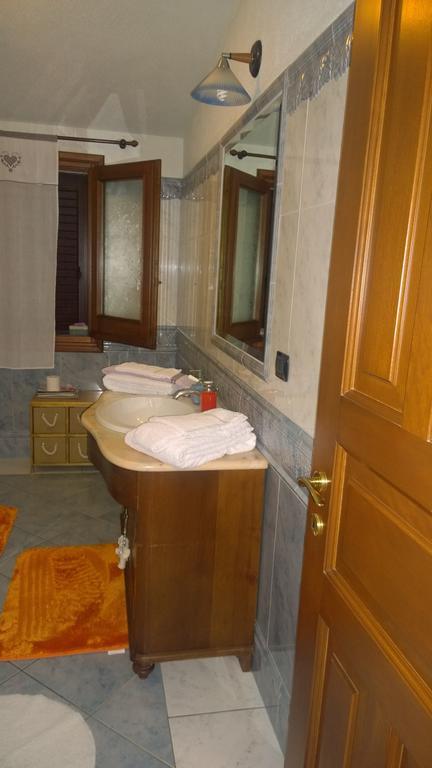 Casa Rosina Apartment โอโรเซย ห้อง รูปภาพ